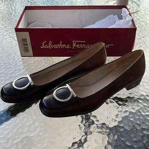 Salvatore ferragamo pumps